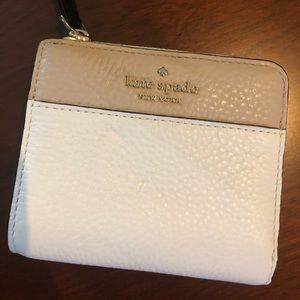 Small Kate Spade wallet
